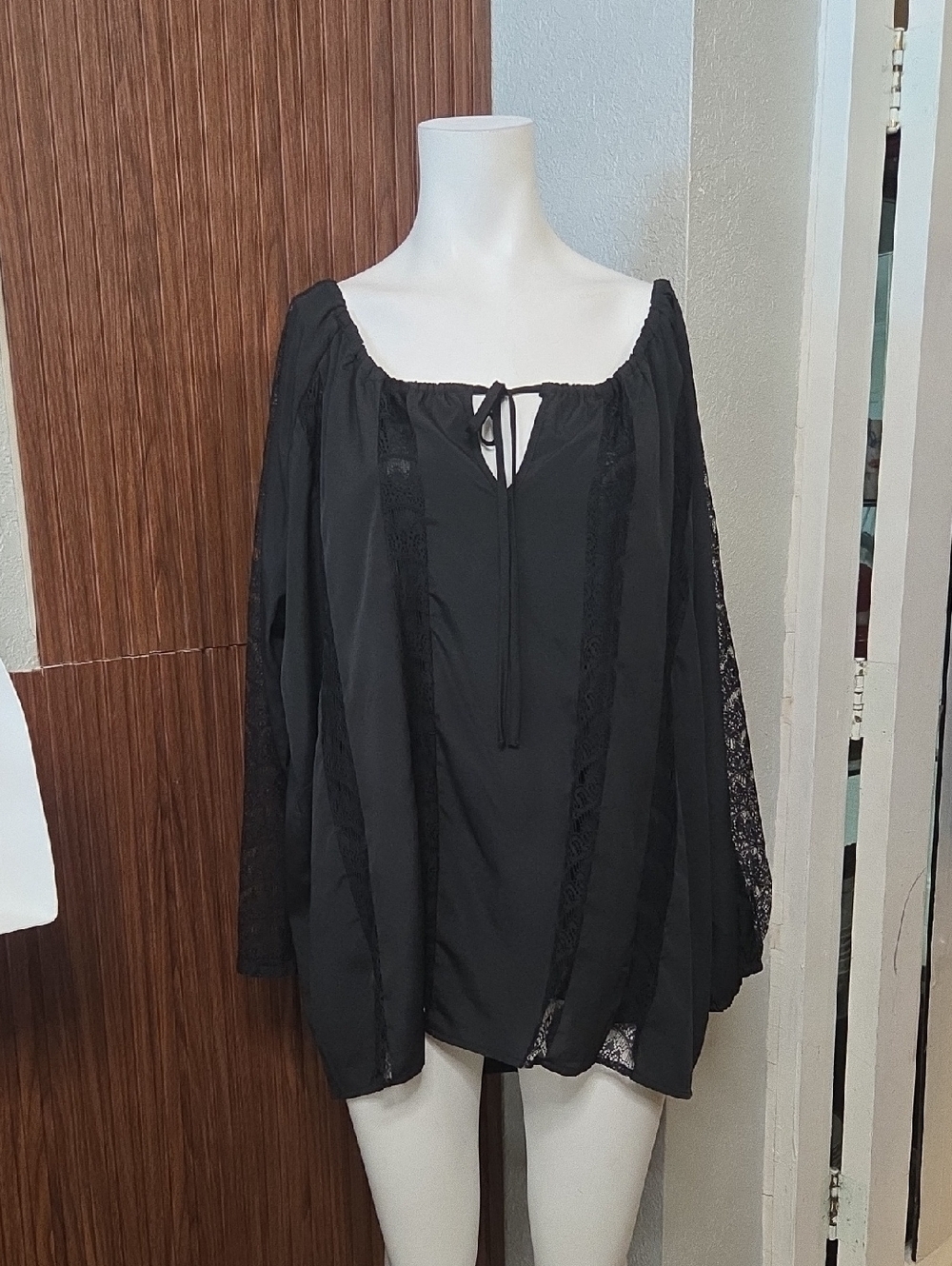 Hot in Hollywood Black Lace-Trim Peasant Top 2xlarge Sz [1250]
